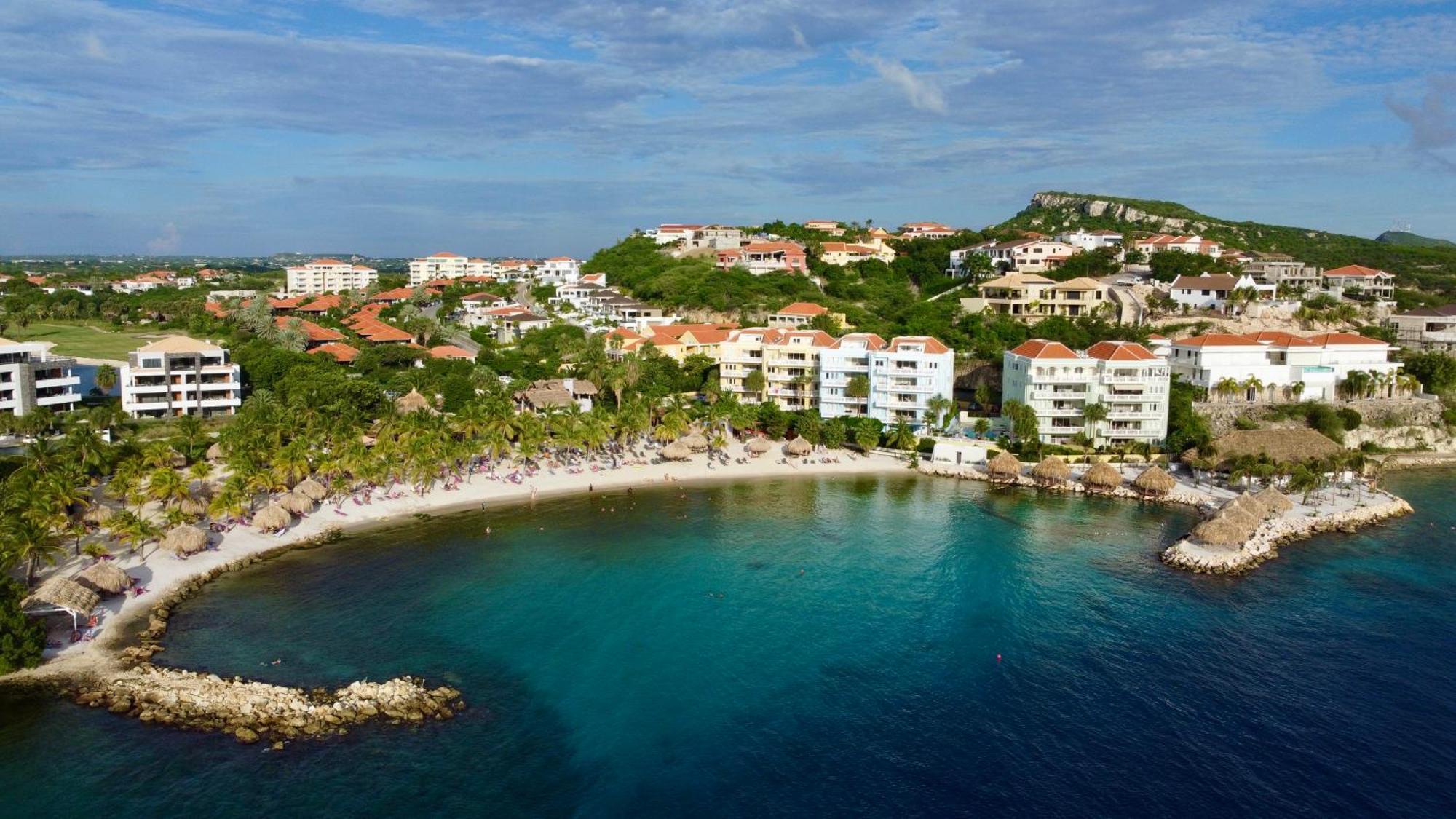 Blue Bay Beach Villas & Apartments Bagian luar foto