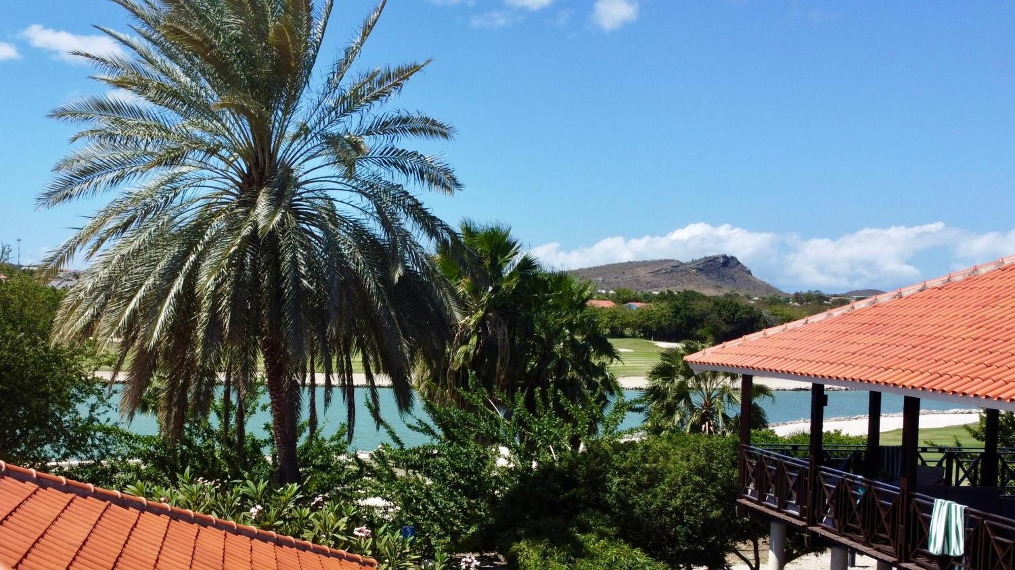 Blue Bay Beach Villas & Apartments Bagian luar foto