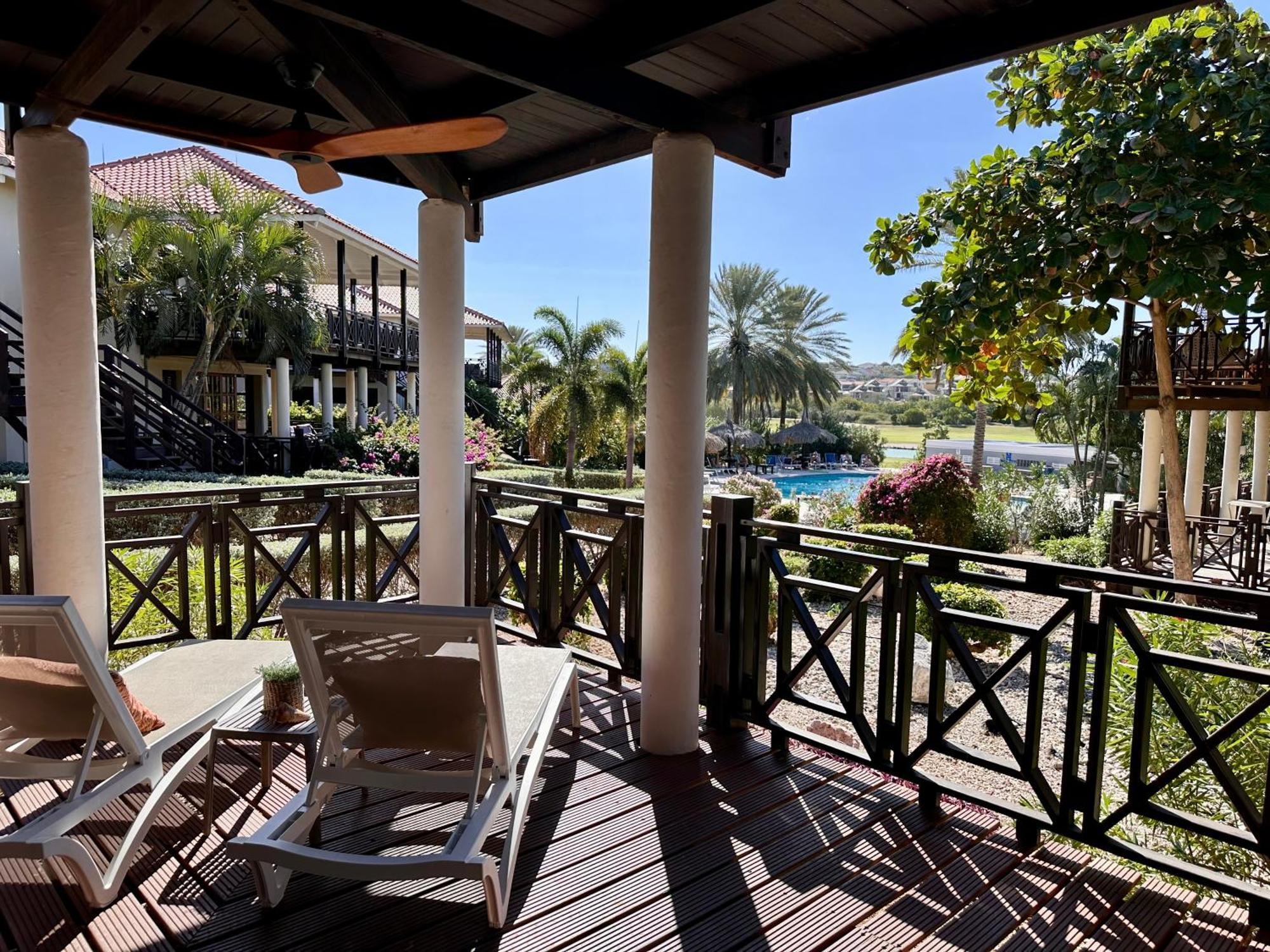 Blue Bay Beach Villas & Apartments Bagian luar foto