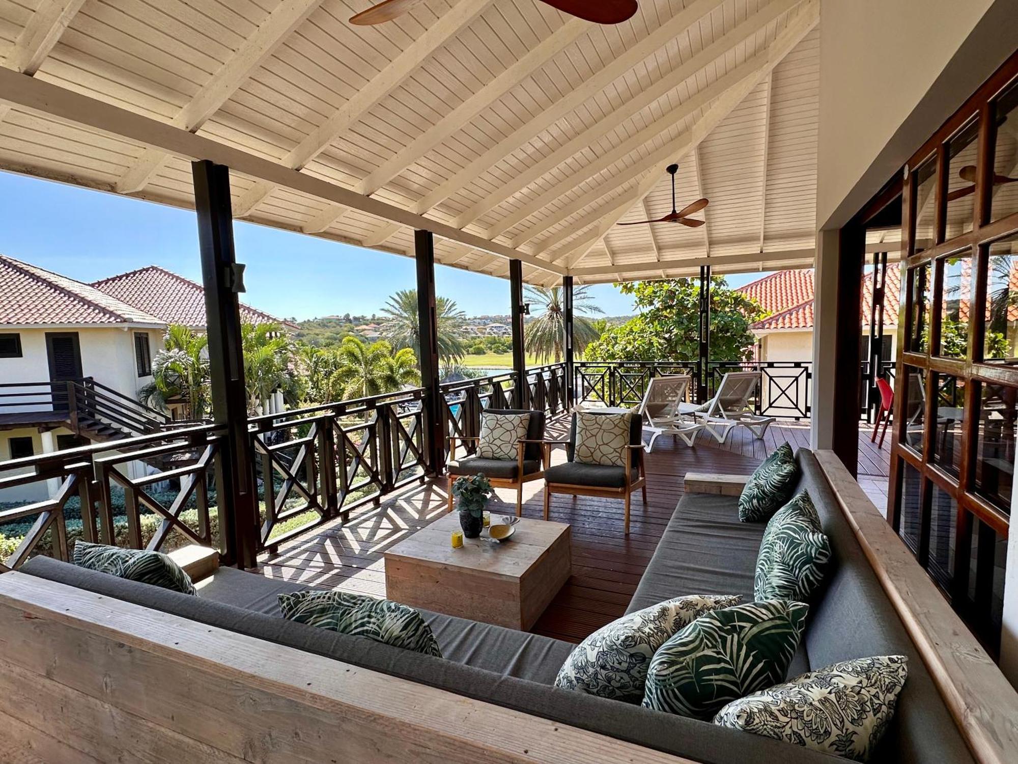 Blue Bay Beach Villas & Apartments Bagian luar foto