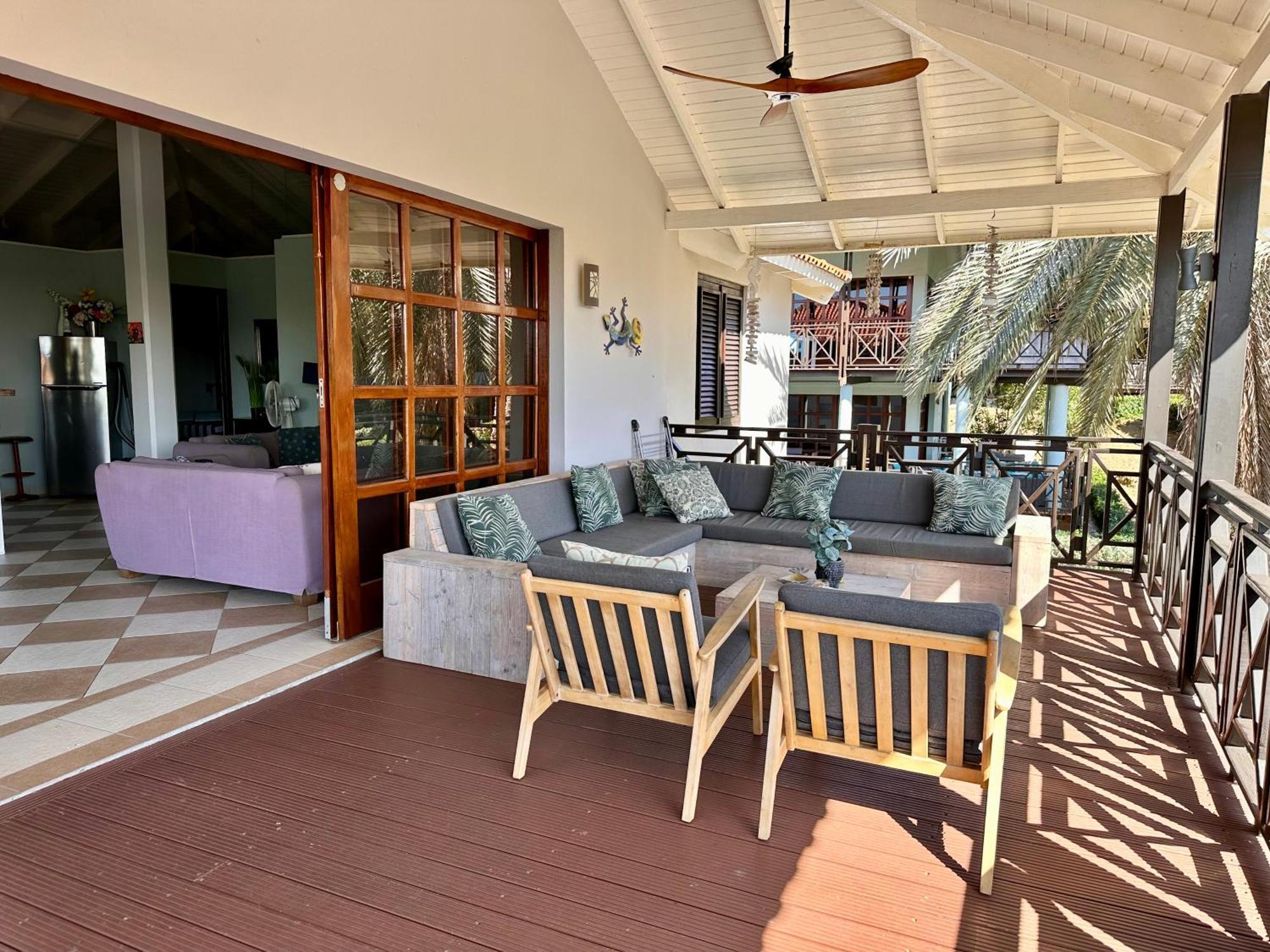 Blue Bay Beach Villas & Apartments Bagian luar foto