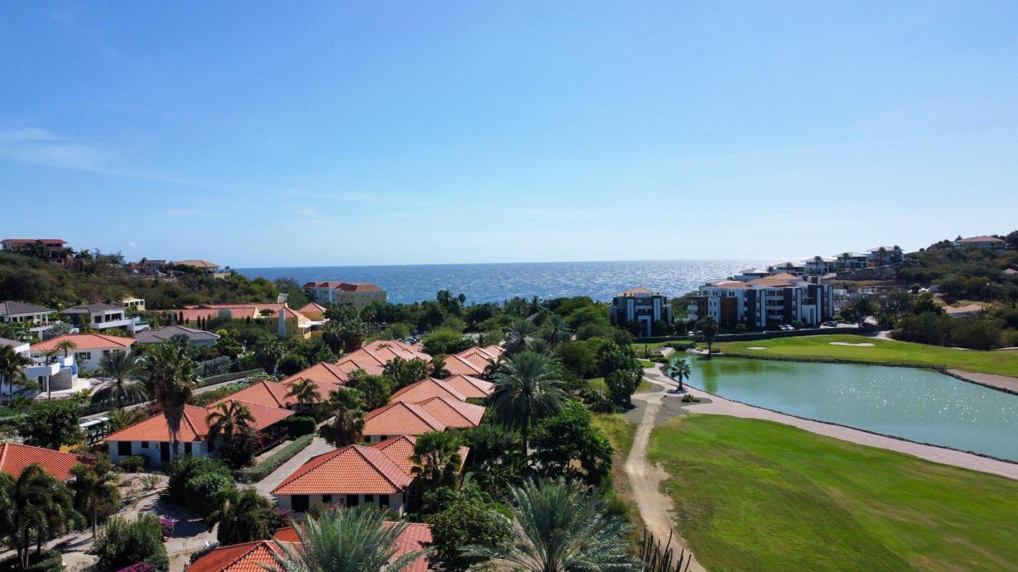 Blue Bay Beach Villas & Apartments Bagian luar foto