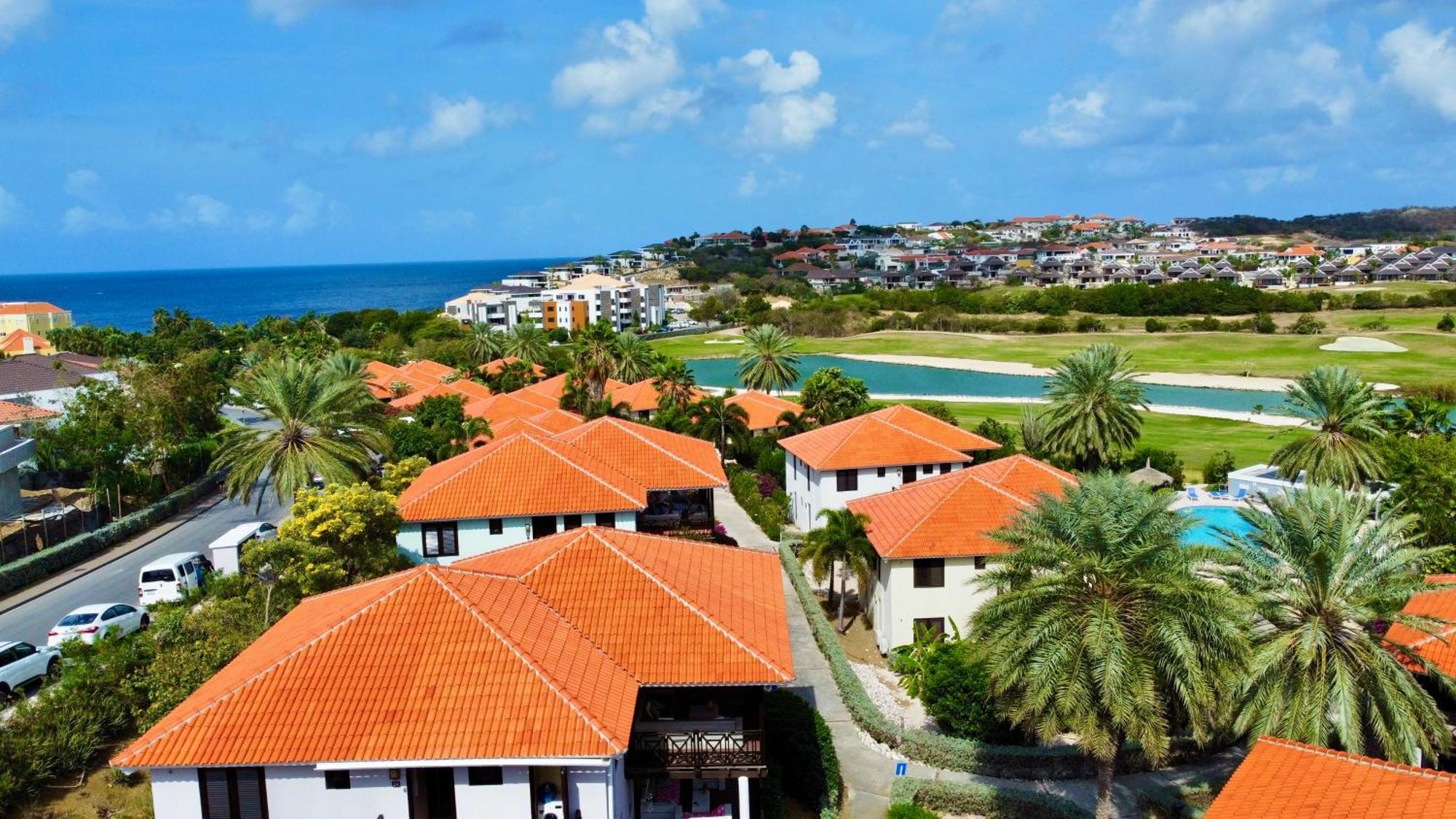 Blue Bay Beach Villas & Apartments Bagian luar foto
