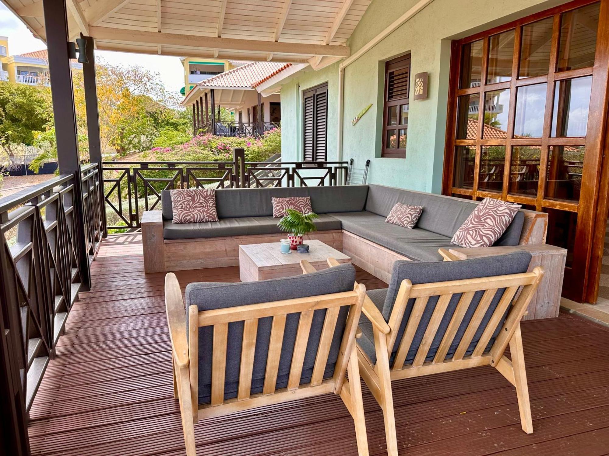 Blue Bay Beach Villas & Apartments Bagian luar foto