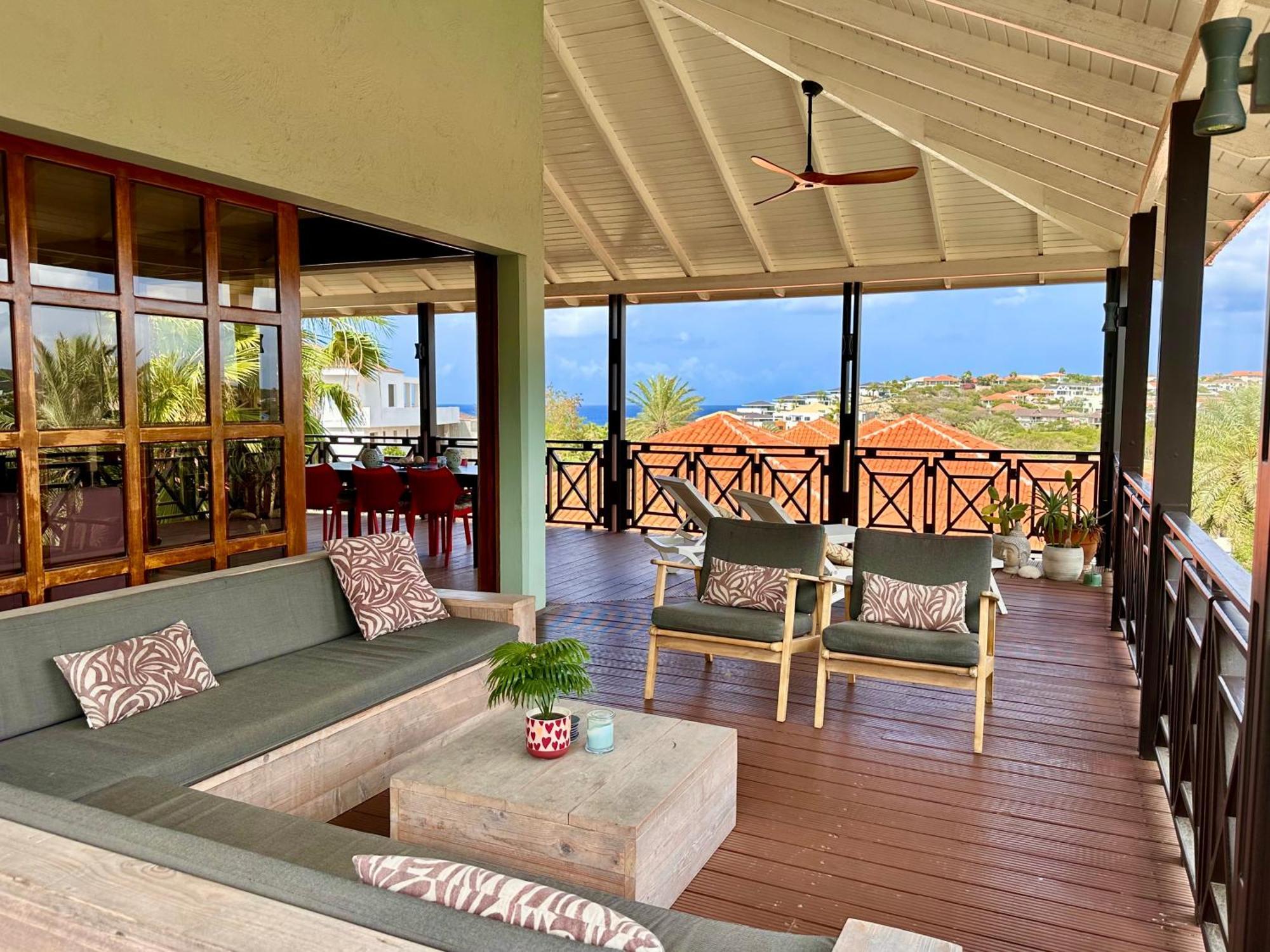 Blue Bay Beach Villas & Apartments Bagian luar foto