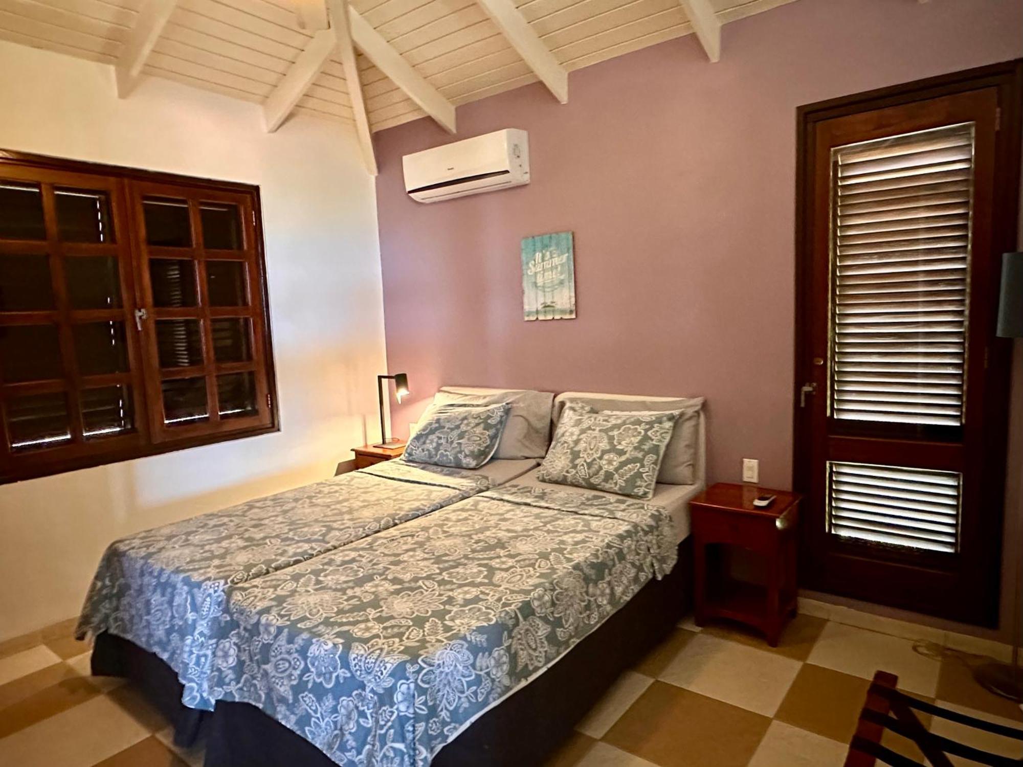 Blue Bay Beach Villas & Apartments Bagian luar foto